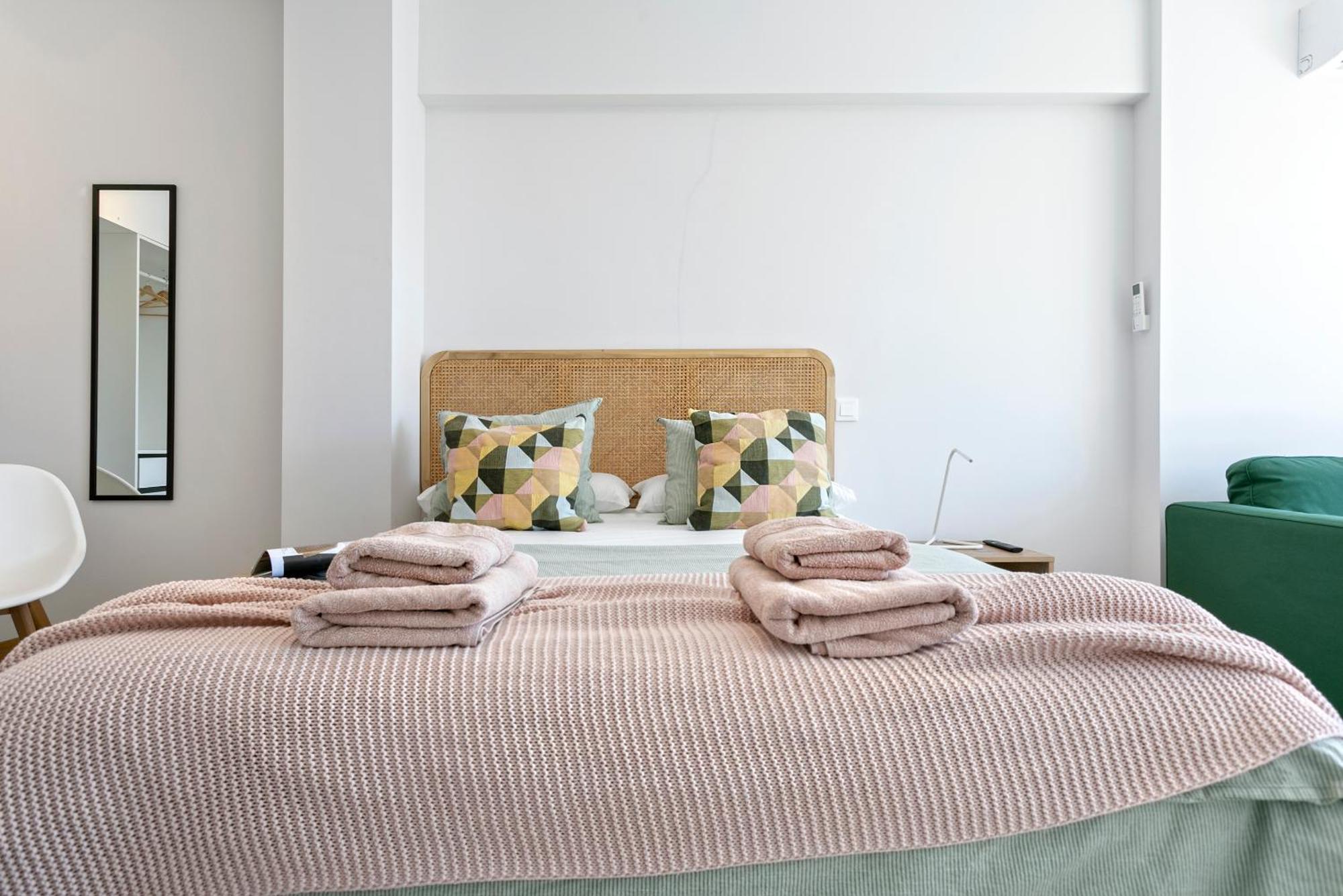 Sunstay Cruz Loft Torremolinos Bagian luar foto
